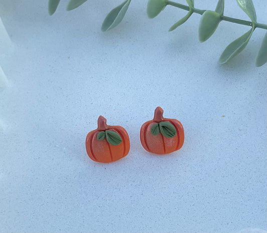 Small Pumpkin Studs